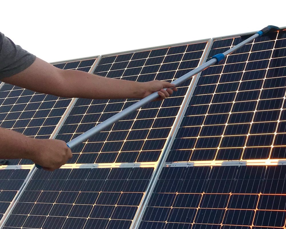 bifacial-cleaning@2x